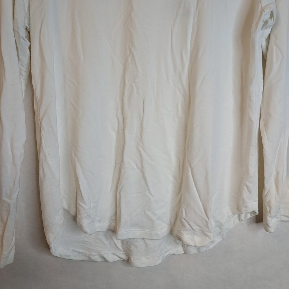 CAbi Around The Clock Center Shirt Womens M White Long Sleeve Open Back Top 5555 - Picture 5 of 15